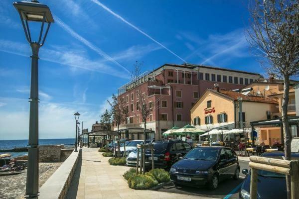 Rotonda Inn Novigrad Novigrad  Екстер'єр фото