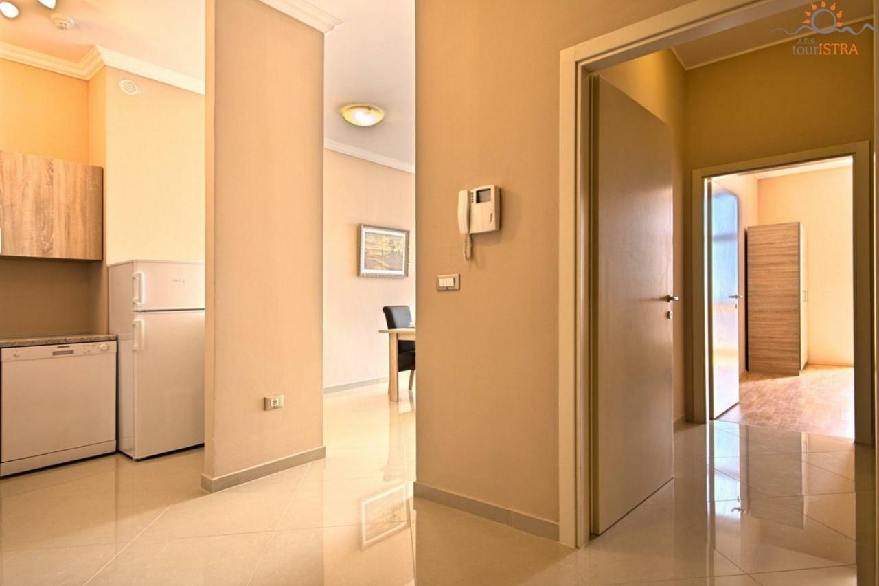 Rotonda Inn Novigrad Novigrad  Екстер'єр фото