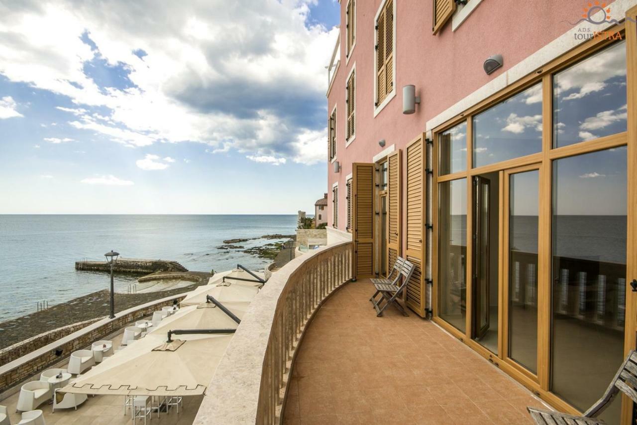 Rotonda Inn Novigrad Novigrad  Екстер'єр фото